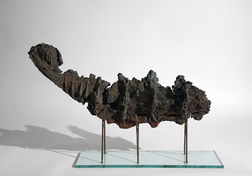 Death Boat 3 (other side). Size: 70cm long x 35cm high x 20cm wide Materials: Ceramic and Bronze, 2008