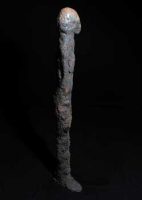 Disdain  
Materials: Clay, 2005. 
Size: 160cm high, 26cm wide and 26cm deep
